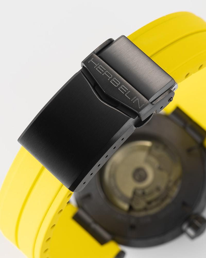 NEWPORT CARBON TITANIUM AUTOMATIC