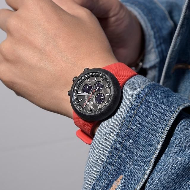 130R Q1 Red