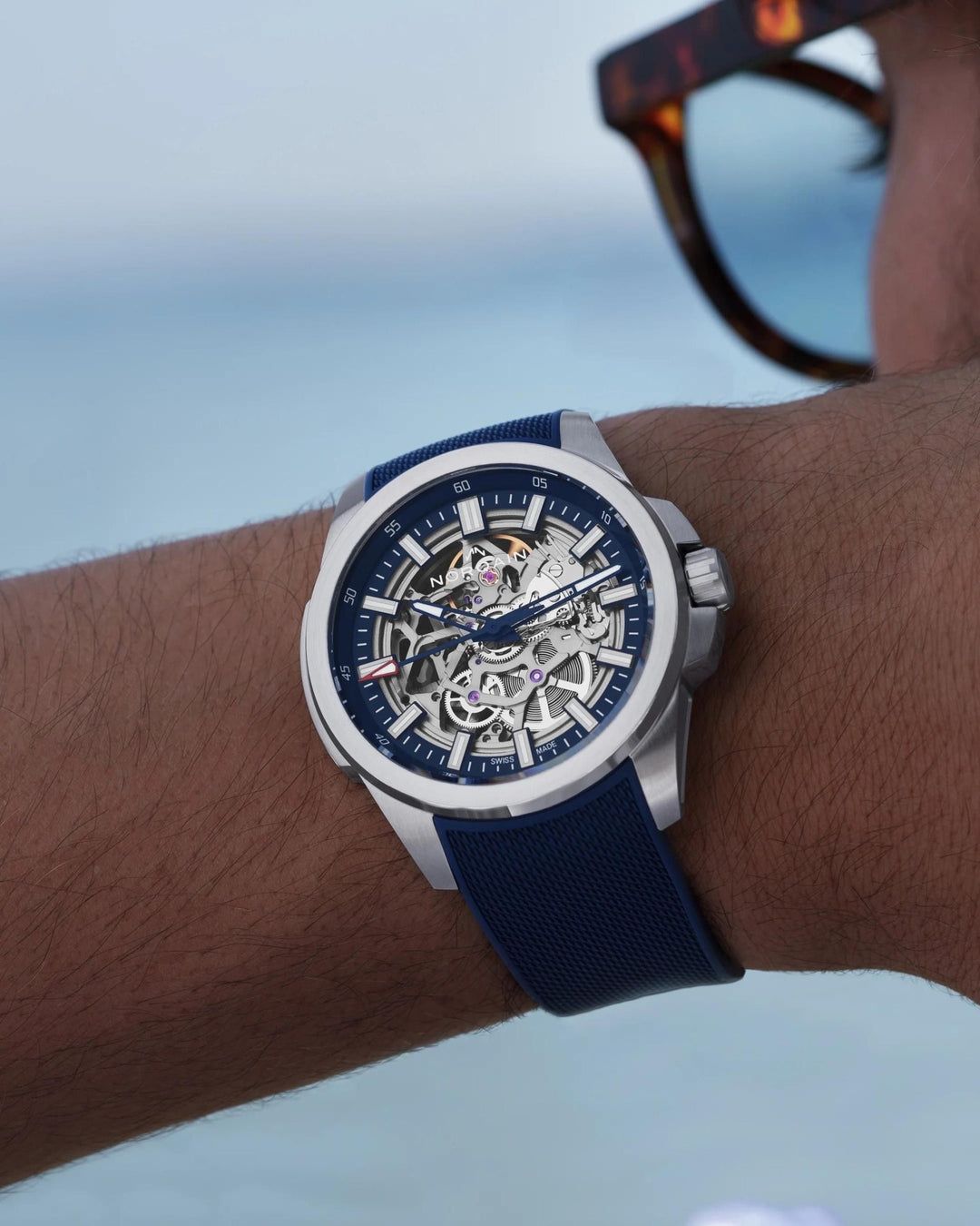 INDEPENDENCE SKELETON 42MM
