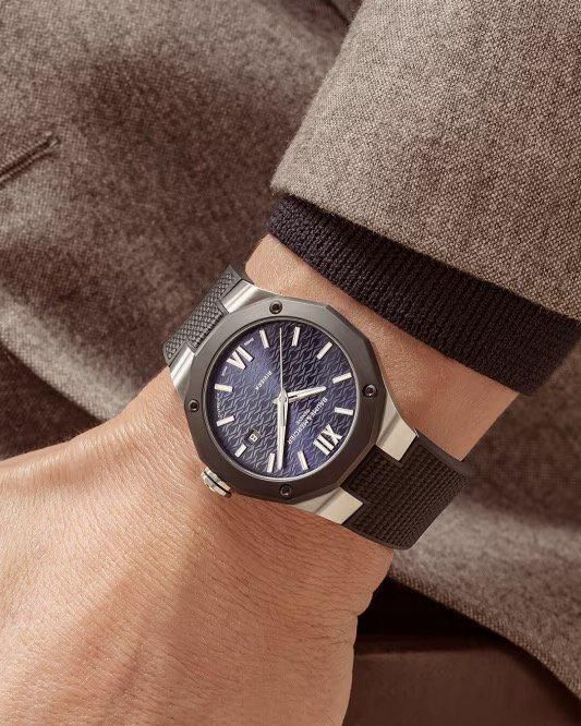 Riviera 10768