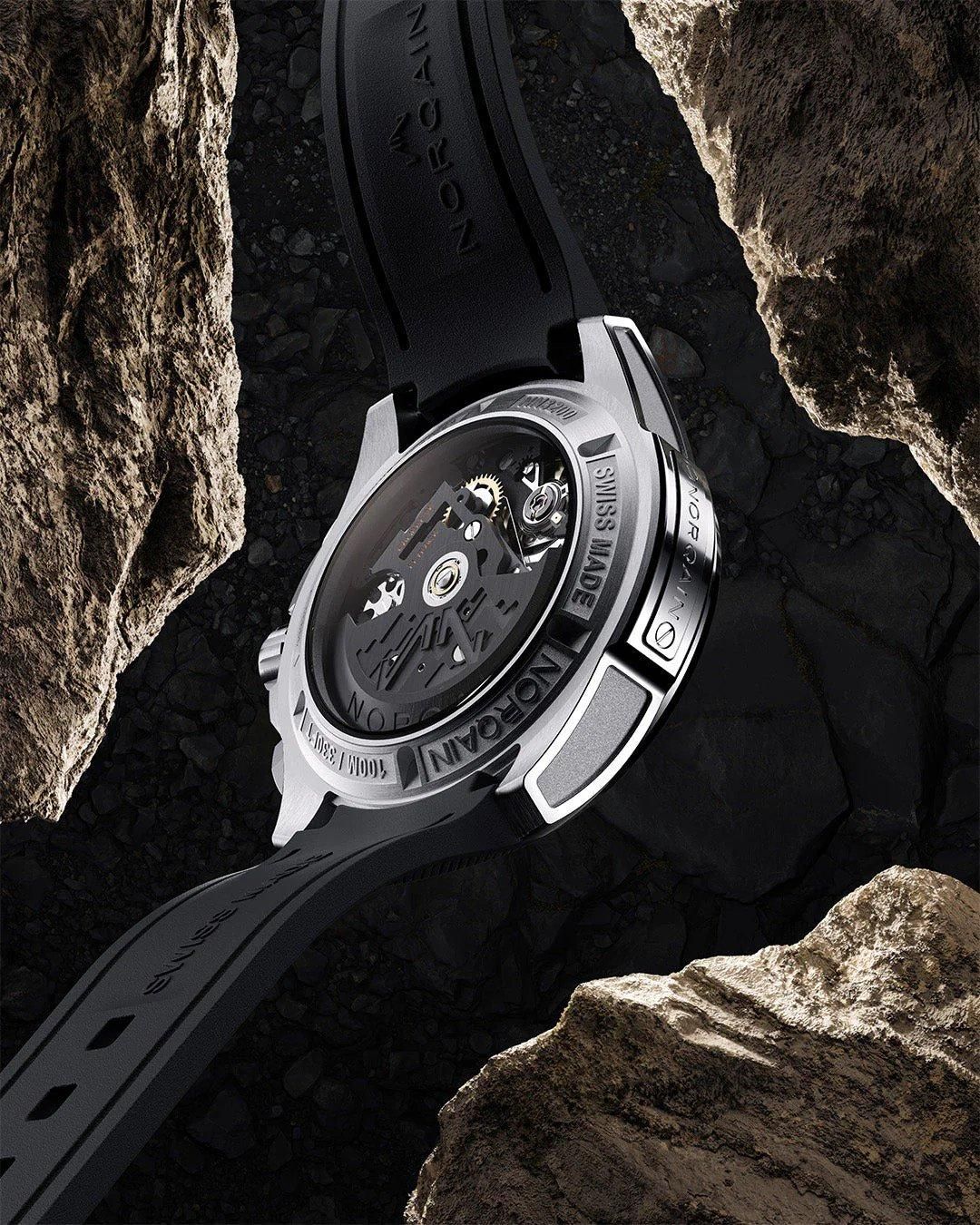 INDEPENDENCE SKELETON CHRONO 42MM