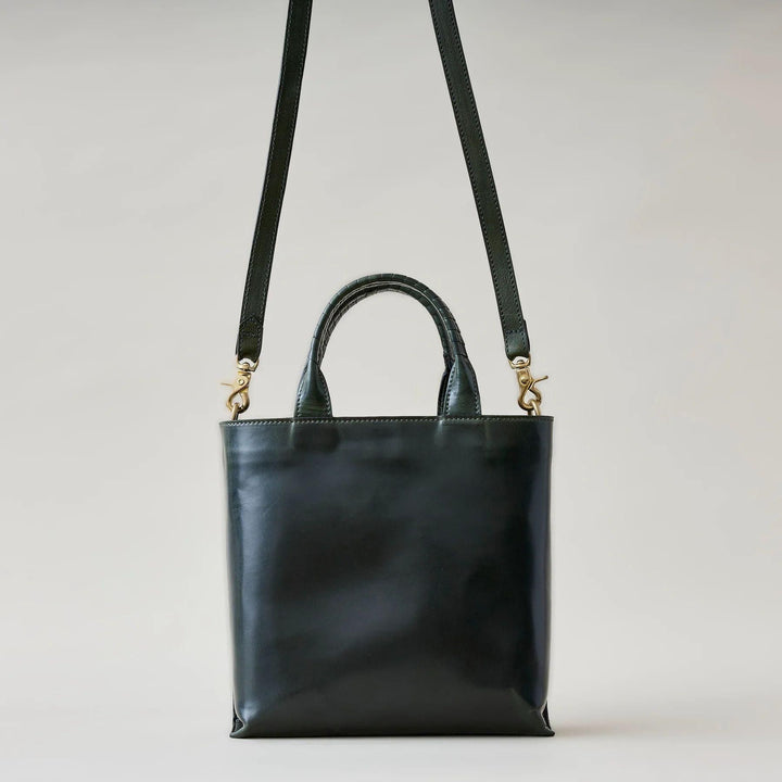 trace tote