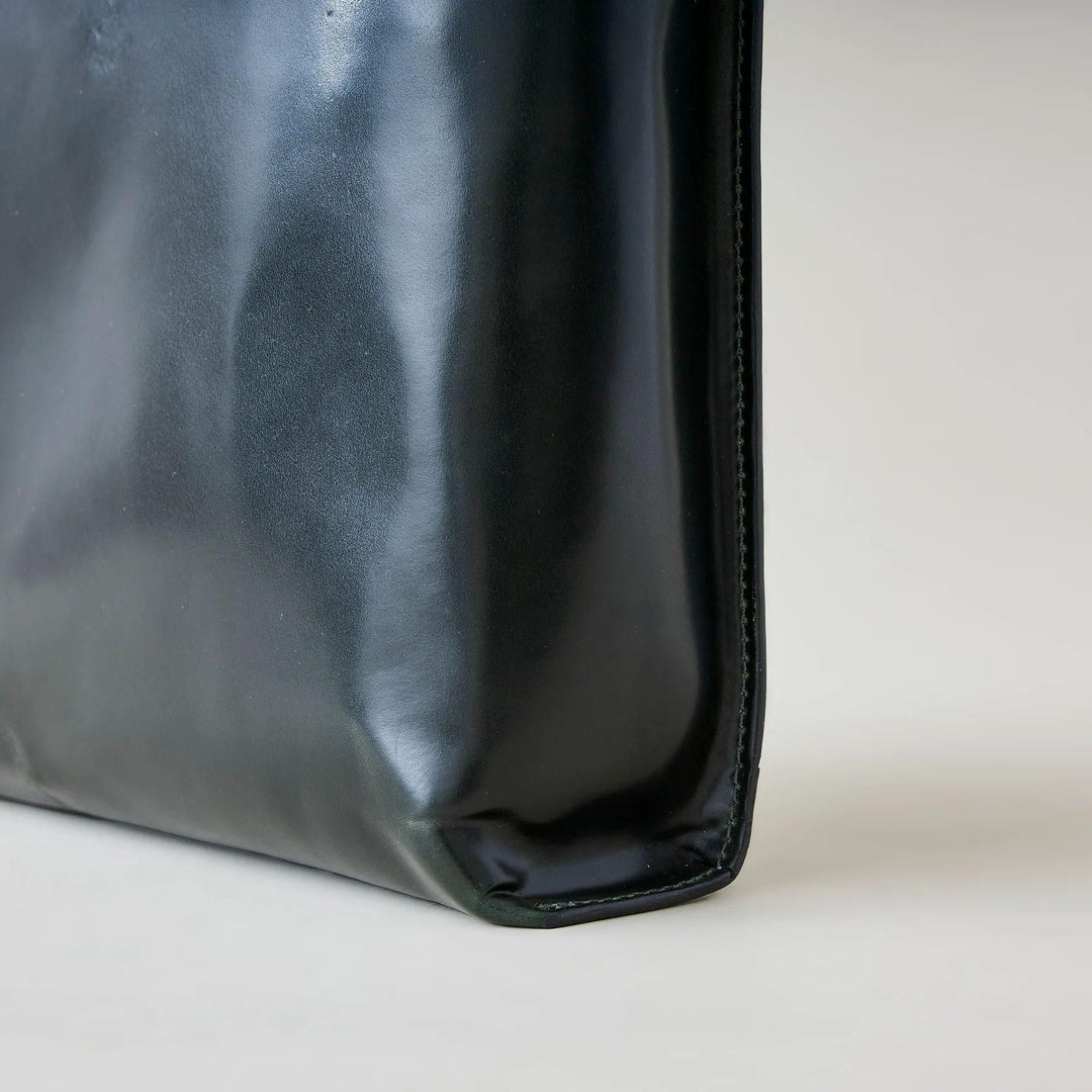 trace tote