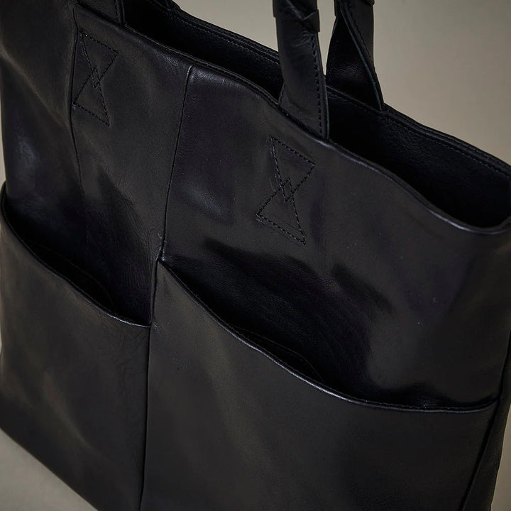 parallel tote MP