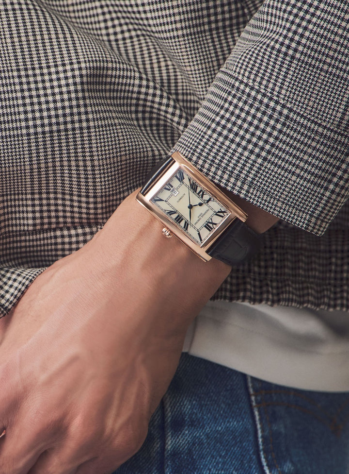 CLASSIC CARREE AUTOMATIC