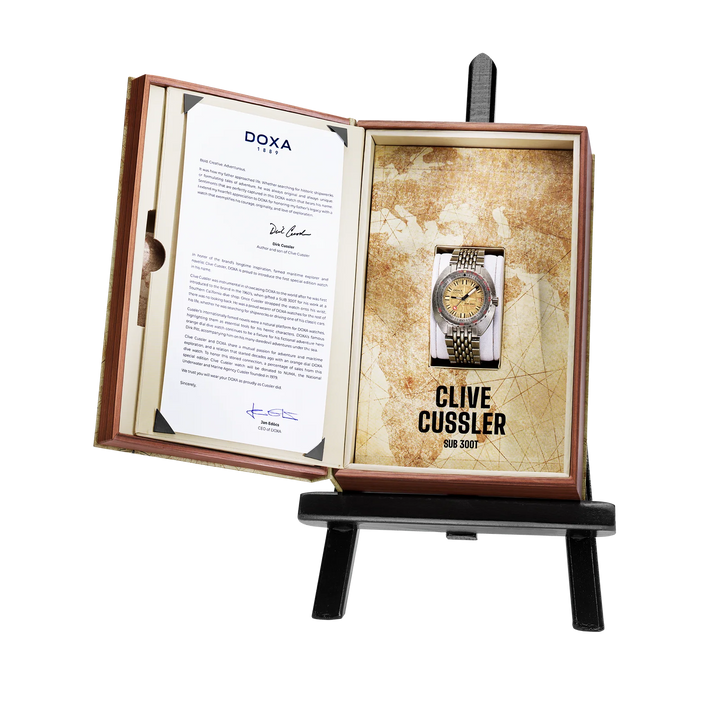 SUB 300T Clive Cussler